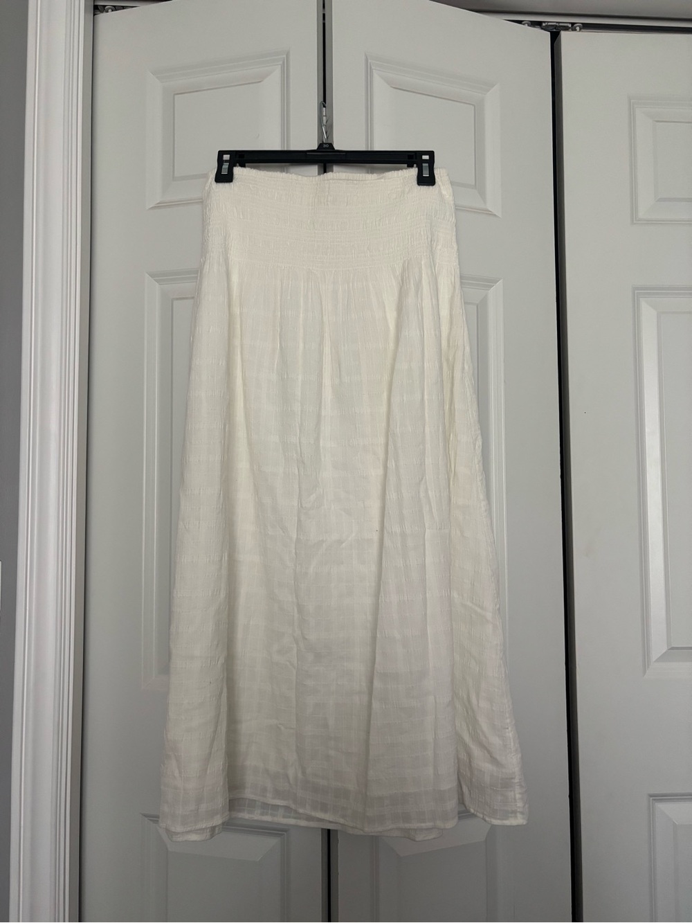 American Eagle White Maxi Skirt